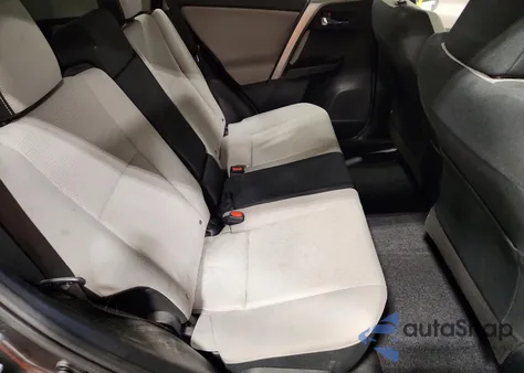 2017 Toyota Rav4 Xle z USA, uszkodzony, nr VIN JTMRFREV0HJ168774